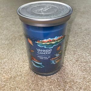 Yankee Candle Paddling on the Lake large tumbler 2 wick home fragrance scented